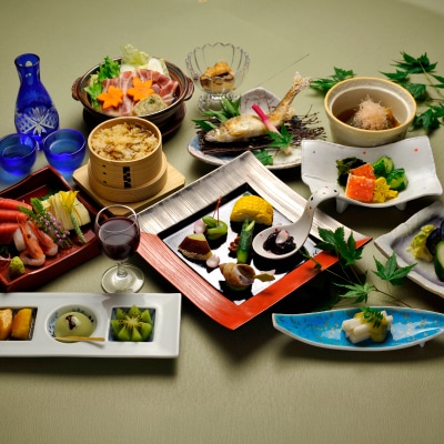 奥日光湯元温泉　湯元板屋の1泊2食宿泊券(和室3名)