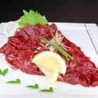 国内産　阿蘇肥育　赤身馬刺し　300g(宇土市)