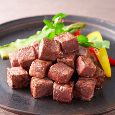 鹿児島産 黒毛和牛 A4等級 モモサイコロステーキ500g