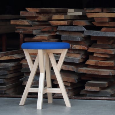 オシャレな軽量スツール〈KIRI branch stool クリア×ブルー〉桐製家具