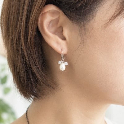 淡水パールとスワロフスキーのピアス