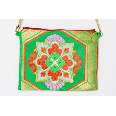 【一点ものの美しさを纏う】着物帯リメイクバッグ　緑×花柄
