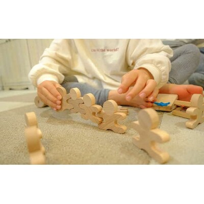 遊び方いろいろ! 人型木製積み木! 「忍者112ピース(木製BOX箱入り)」