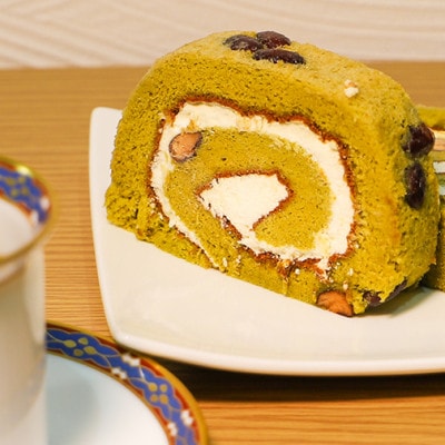 [幸福ロール] 抹茶ロール　大納言小豆入り