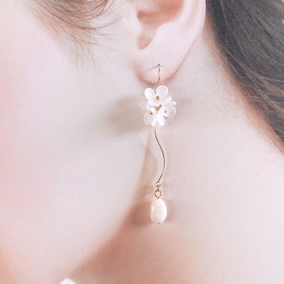 Agaroハンドメイド誕生石のピアス&ネックレス(ピンクオパール) おまかせデザイン2点SET