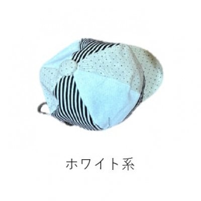 帽子キーホルダー(ホワイト系)