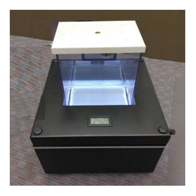 小型卓上霧箱タイプA(ドライアイス充填式)　卓上で自然放射線の飛跡を鑑賞、観測できます。