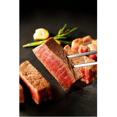 長崎和牛ヒレステーキ約1.5kg(約150g×10枚)【株式会社黒牛】(東彼杵町)