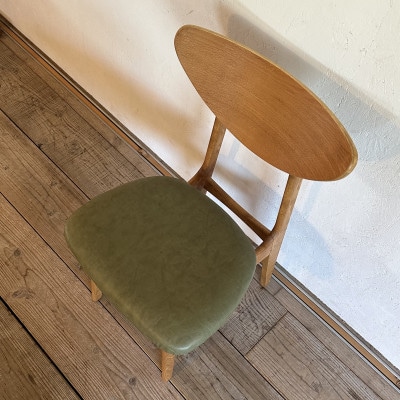 Karl Dining Chair ランド オリーブ ミディアムブラウンフレーム【SWOF】