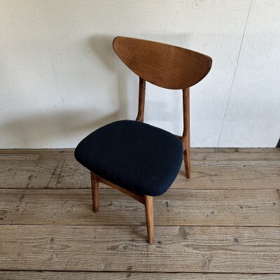 Karl Dining Chair ヘリンボーン ネイビー ダークブラウンフレーム【SWOF】
