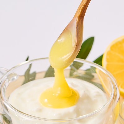 100g　国産はちみつ　生ローヤルゼリー　ローヤルゼリー専門養蜂場で採取　