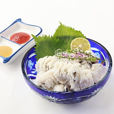 【冷蔵】国産活け鱧　湯引き約2～3人前盛り　梅肉・辛子酢味噌付き【配送不可エリア注意】