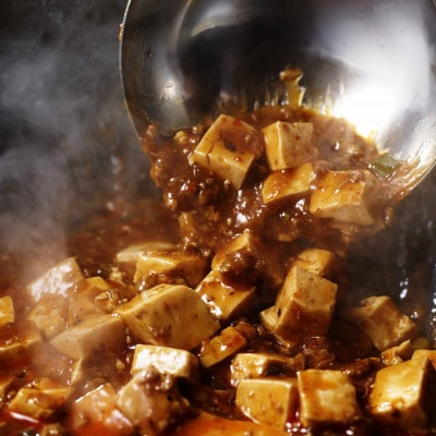 本格四川中華!!　喜神菜館の陳麻婆豆腐　満足サイズ8食入り(250g×8袋)《冷凍》