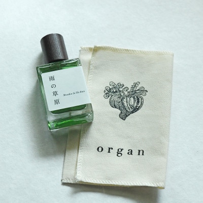 天然香水「雨の草原　MEADOW IN THE RAIN」30ml