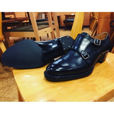 ハンド・ソーン・ウェルテッド製法の革靴(フルオーダーメイド)