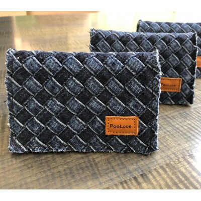 デニム加工職人の手仕事から生まれた【デニムループ カードケース】(市松)