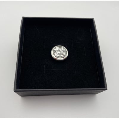 福山城歴代藩主 家紋ラペルピン【家紋C:阿部家】