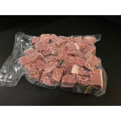八雲牛 煮込み用牛もも肉カット済み 500g×1個