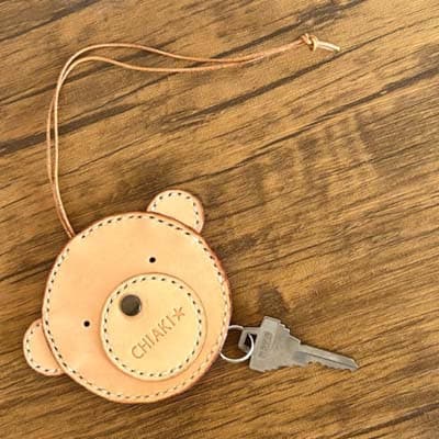 《本革×手縫い》くまさんのお顔型レザーキーポーチ/お名前の刻印できます!