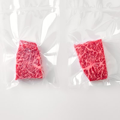 神戸牛　赤身ステーキ　2枚合計200g