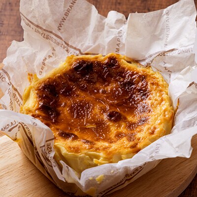八鹿浅黄味噌のバスクチーズケーキ