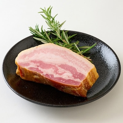 幻のブランド豚 「八鹿豚」 の燻製プレミアムベーコン 200gブロック
