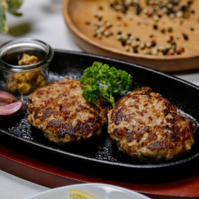 【おだがきさん家の八鹿豚】ハンバーグセット