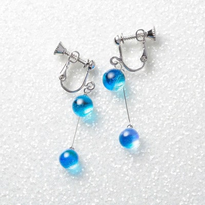 【のし付】【北海道】ガラス細工 イヤリング2連 「湖水」KOSUI ハンドメイド 2469