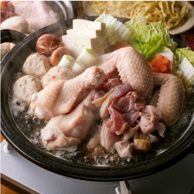 妻地鶏鍋セット(鶏もも肉・鶏むね肉・手羽・つくね・ぎょうざ・だし)[1485]