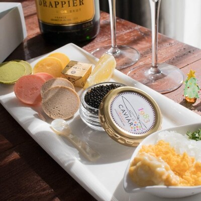 MIYAZAKI CAVIAR 1983 贅沢食べ比べ20g2種とブリニ付きキャビア[2759]