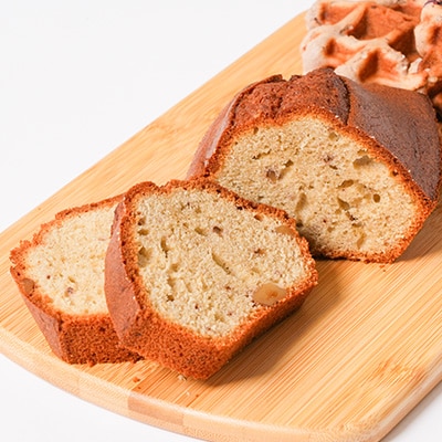 長瀞産ブルーベリーのワッフルと長瀞そばのスノーボール、パウンドケーキセット