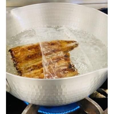 無添加 手焼き国産鰻の蒲焼　1尾(特製だれ・山椒付き)