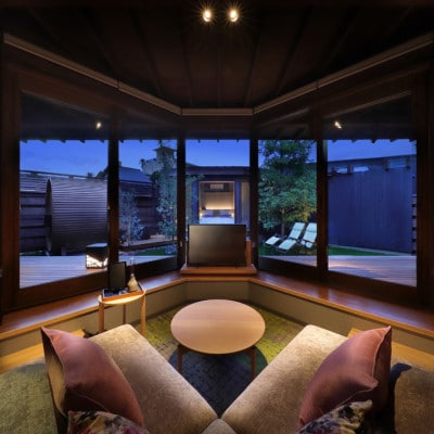 【ラグジュアリーヴィラ】別庭「 雫花 」に泊まれる ふるさと納税共通ギフト券 300,000円分