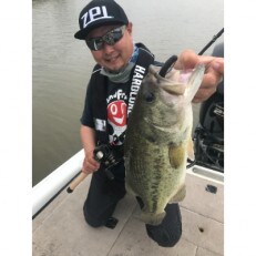 霞ヶ浦ダンディー村川勇介さんと行く、霞ヶ浦ボート釣り体験(2名様分)