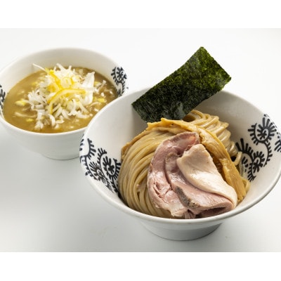 鶏白湯の最高峰を食せ!特級鶏蕎麦龍介「つけ蕎麦+餃子」セット