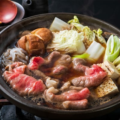 【近江牛A5ランクメス牛一頭買い みのや】すき焼き用700g