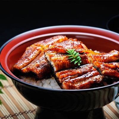【うなぎや源内】 炭火焼き 国産 うなぎ蒲焼き 2尾入 (135g以上×2)