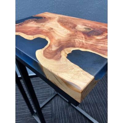 世界に1つだけのウッドレジンサイドテーブル【ブルー:貝塚伊吹】t010