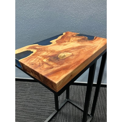 世界に1つだけのウッドレジンサイドテーブル【ブルー:貝塚伊吹】t010