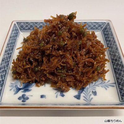 <淡路島のちりめんじゃこ>と<山椒ちりめん>と<茎わかめ佃煮>　