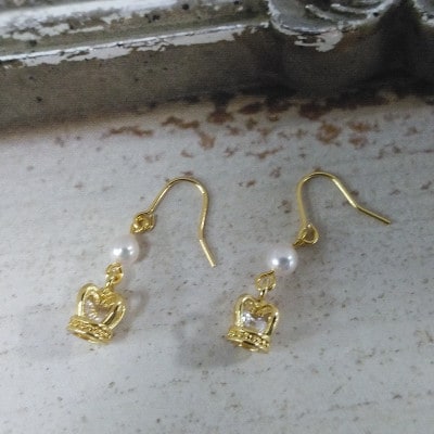 伊勢志摩あこや本真珠ピアス(カプセルパール)AクラウンG 15-09