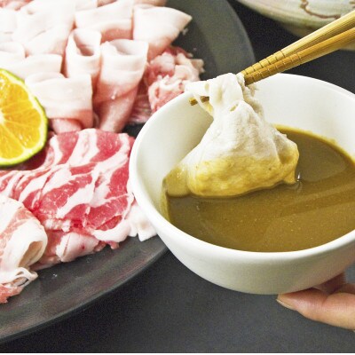 【のし付き・お歳暮】SPF豚 しゃぶしゃぶ用ロース&バラ肉と柚子味噌ポン酢のセット