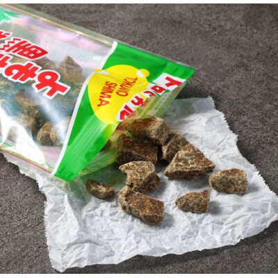 徳之島 天城町 平瀬製菓 よもぎ黒糖 600g(200g×3袋) 黒糖 お菓子 よもぎ