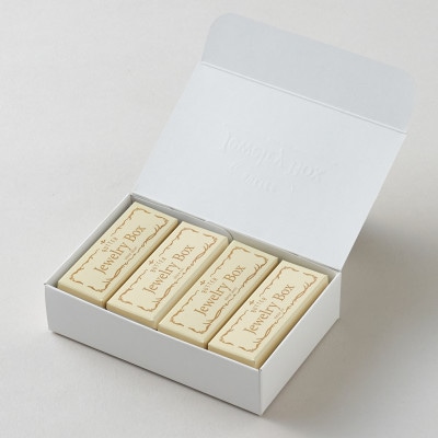 Jewelry Boxの ご褒美 いちじく&レーズンバター4本セット 北海道別海町バター使用