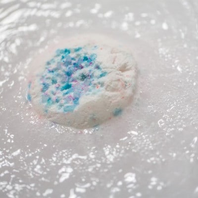 LUSHブルーミング ビューティフル ギフト　3種のバスギフト