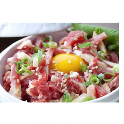 【国産馬刺し】熊本直送　霜降り(中トロ)300g+ユッケ100g　合計400gセット(合志市)