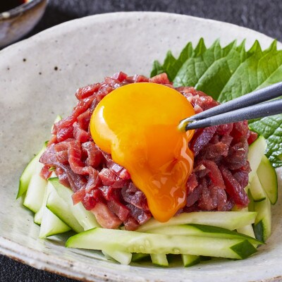 国産　馬刺しユッケ　450g(50g×9食)　特製たれ付(合志市)