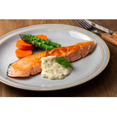 先行受付 陸前高田サーモン まるごと1本 約2.5kg 【 鮭 銀鮭 ブランド サーモン 冷蔵 】