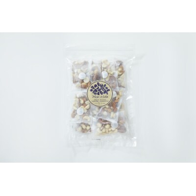 マカダミアナッツ入り 4種のミックスナッツ 32g×8袋 ナッツ 無塩 無添加 素焼き