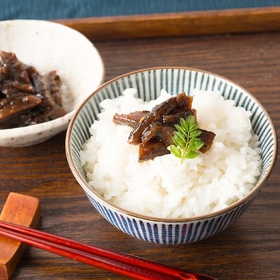 モーツァルトの曲を聴いて育った和歌山県産のしいたけを使用 ゆずと椎茸の佃煮プレミア〔150g〕
